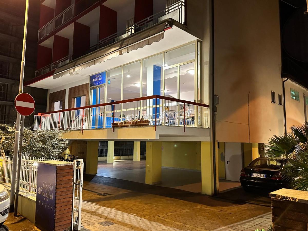 Albergo B&B Serafini 里米尼 外观 照片