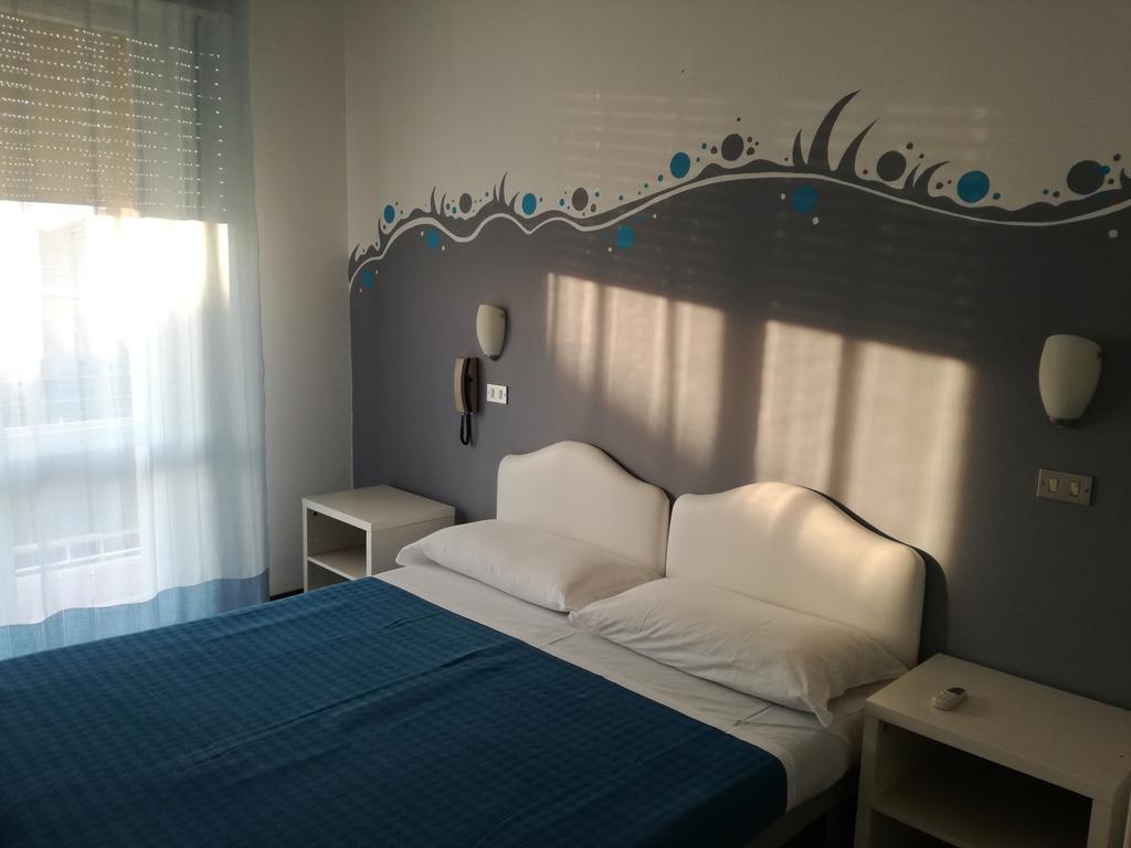 Albergo B&B Serafini 里米尼 外观 照片
