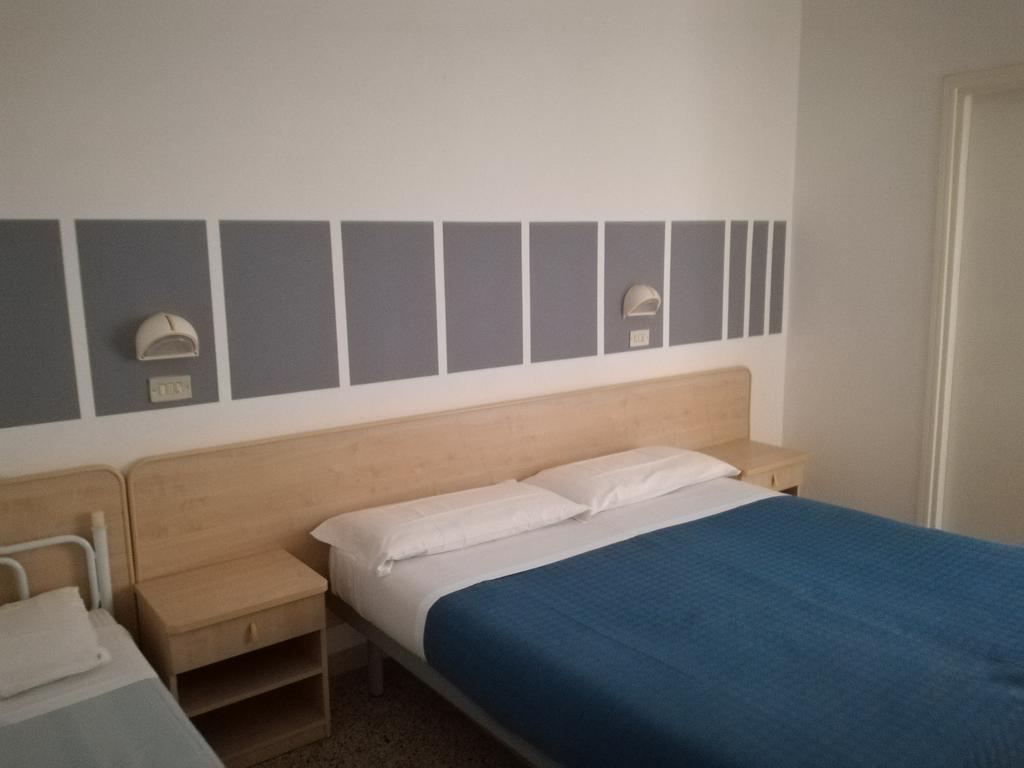 Albergo B&B Serafini 里米尼 外观 照片